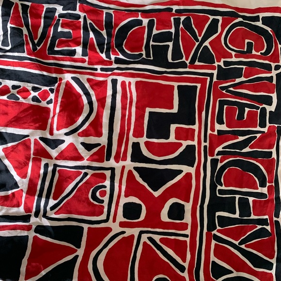Vintage Givenchy woman’s scarf black and red made in Italy - Picture 12 of 12